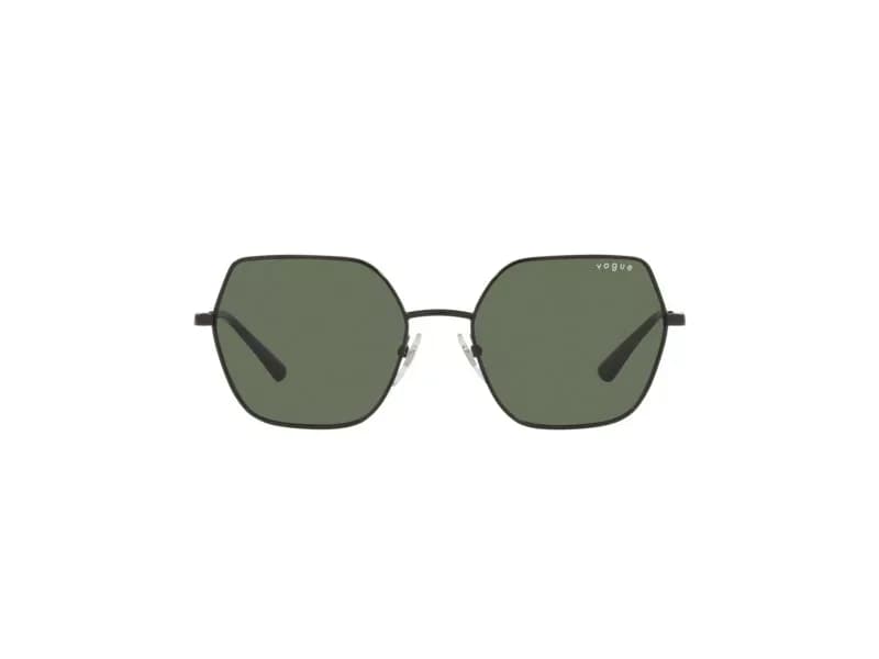 Vogue Eyewear Sunglasses VO4207S in 352/ (352/), front three-quarter view