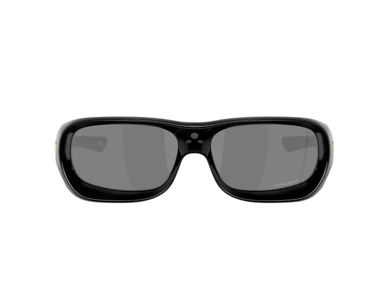 Oakley Sunglasses OO9494 in 01 (01), front three-quarter view