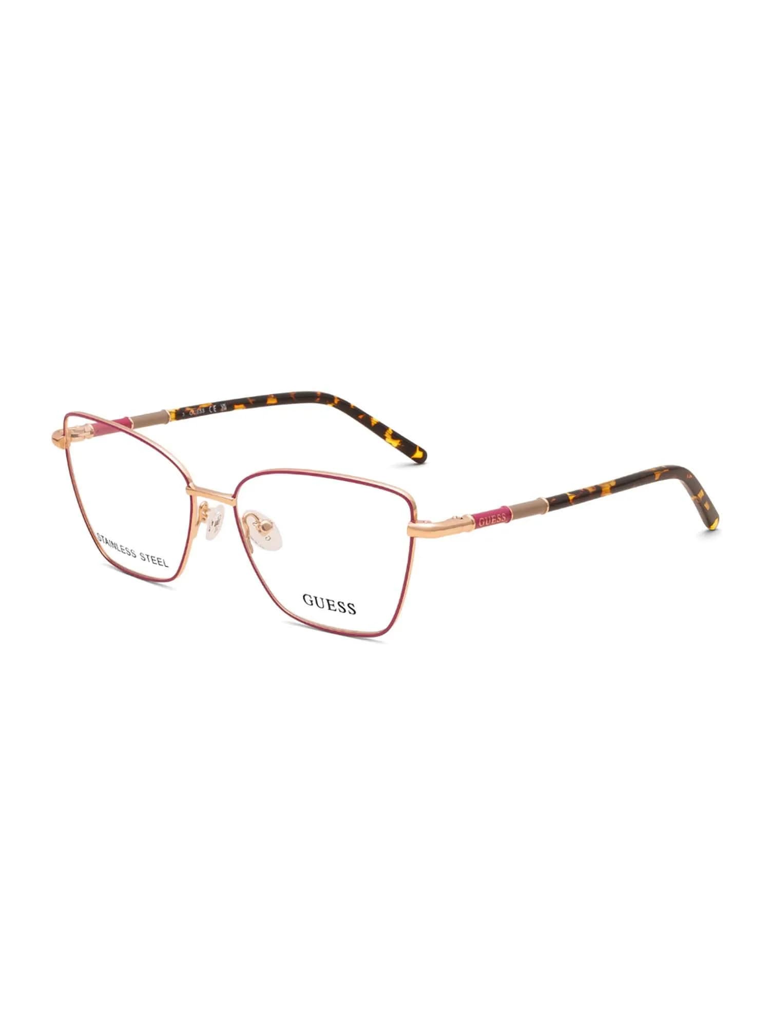 Guess GU50432 stainless steel cat-eye eyeglasses in 068 rose gold with burgundy rim and dark tortoise temples, three-quarter view