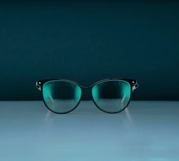 Rodenstock MyCon Clear Lenses, glasses with Rodenstock MyCon HAPD lenses showing the lateral myopia-control zones