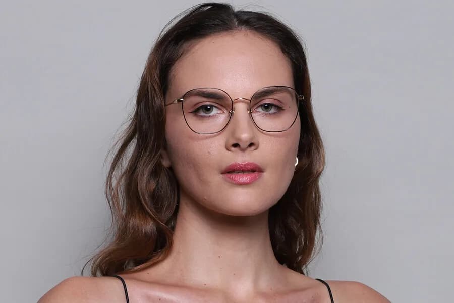 Vogue Eyewear Frame VO4178 in Black / Gold (280), worn by a model