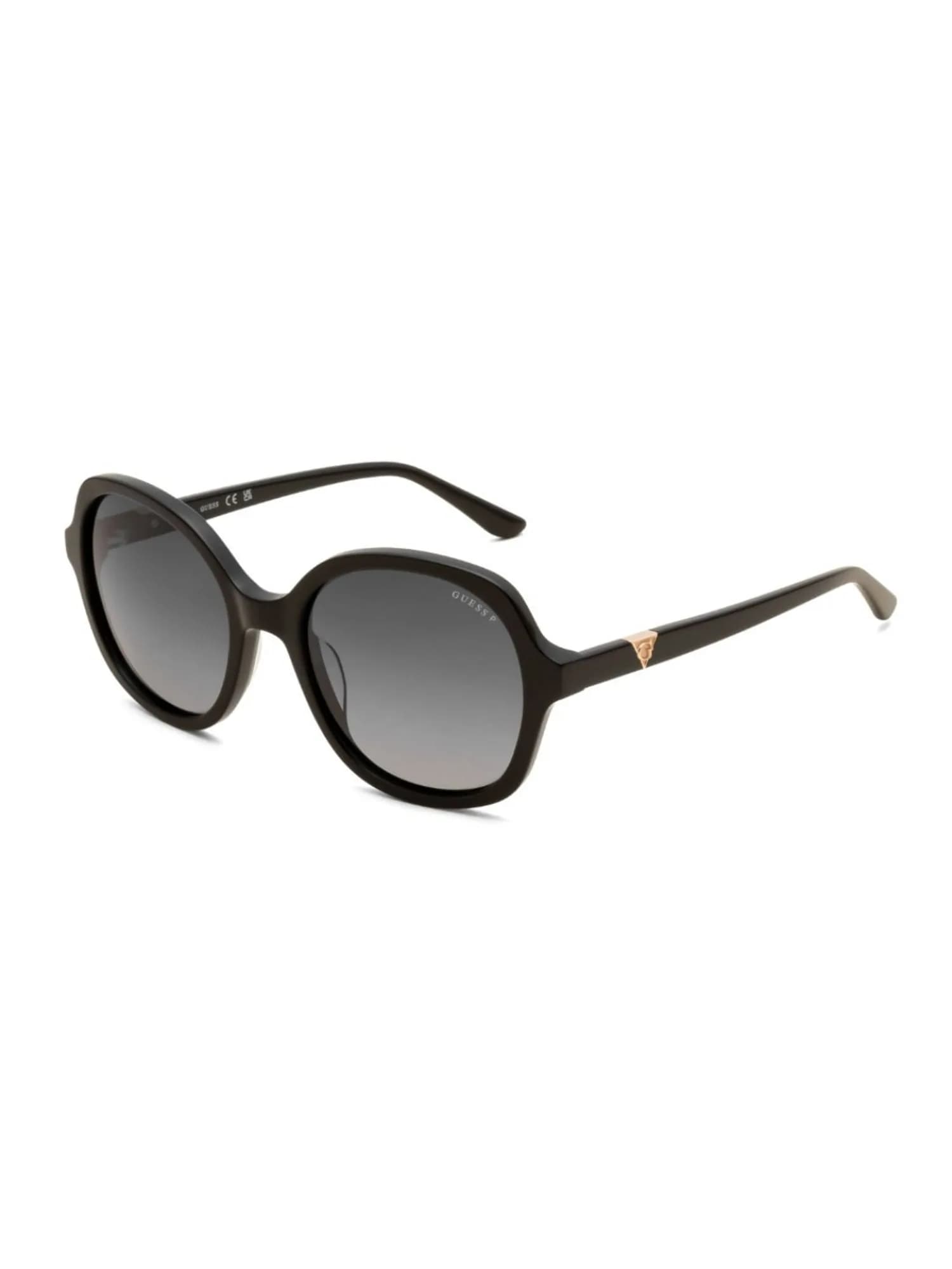 Guess GU00374 polarized sunglasses in shiny black with grey gradient lenses (01D), front three-quarter view